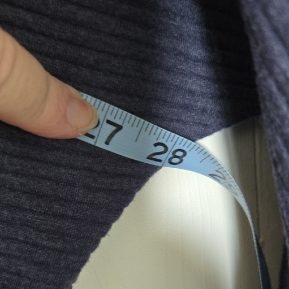 Zella Cowl Neck Sweater L Navy Hi Lo - Picture 3 of 6